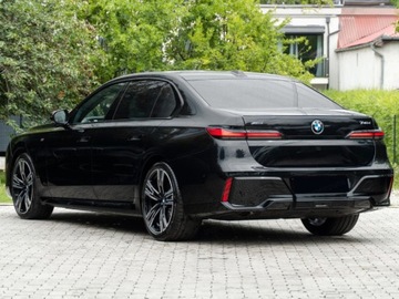 BMW Seria 7 G70 Sedan 3.0 40d 299KM 2025 BMW Seria 7 740d xDrive Sport Sedan 3.0 (299KM) 2025, zdjęcie 1