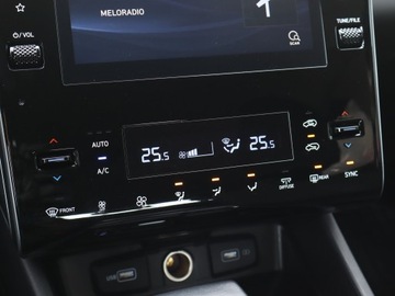 Hyundai Tucson IV SUV 1.6 T-GDI 48V 150KM 2023 Hyundai Tucson 1.6 T-GDI 48V MHEV, Salon Polska, zdjęcie 17