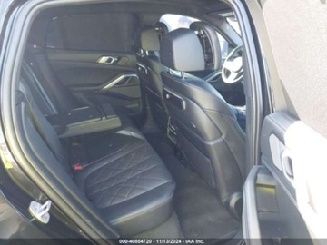 BMW X6 G06 2024 BMW X6 2024, 4.4L, 4x4, M60I 4.4 Benzyna 523KM, zdjęcie 9