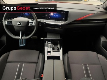 Opel Astra L Hatchback Plug-In 1.6 Turbo Plug-In Hybrid 180KM 2022 Opel Astra GS Line 1.6 PHEV Plug-in Hybrid 180KM AT8 | Wyprzedaż Demo, zdjęcie 8
