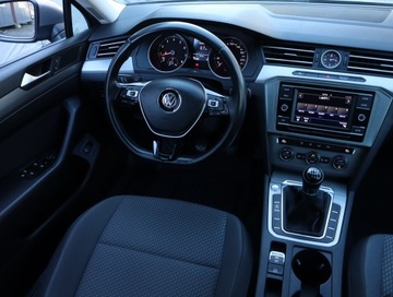 Volkswagen Passat B8 Limousine 1.4 TSI BlueMotion Technology 125KM 2018 VW Passat 1.4 TSI, Salon Polska, Klima, zdjęcie 6