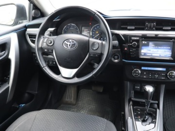 Toyota Corolla X Sedan Facelifting 1.6 Valvematic 132KM 2014 Toyota Corolla 1.6 Valvematic, Salon Polska, GAZ, zdjęcie 6