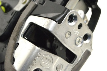 LEXUS NX 2019 LEVÝ STRANA ZÁMEK DVEŘE ZADNÍCH