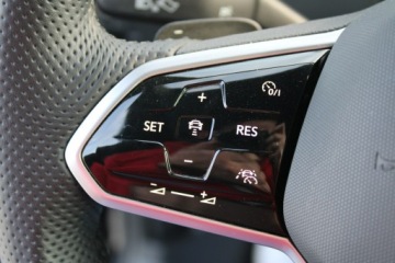 Volkswagen Arteon Fastback Facelifting 2.0 TDI 200KM 2021 Volkswagen Arteon TDI R-LINE Virtual DSG Gwarancja, zdjęcie 25