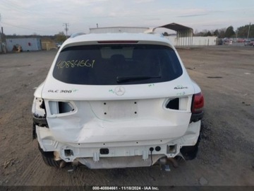 Mercedes GLC C253 2020 Mercedes-Benz GLC 300, 2020r., 4x4, 2.0L 2.0 Benzyna 255KM, zdjęcie 5