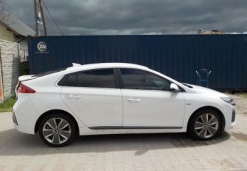 Hyundai IONIQ Hatchback 1.6 GDi 141KM 2016 Hyundai IONIQ Okazja 1.6 Hybryda 141KM, zdjęcie 15