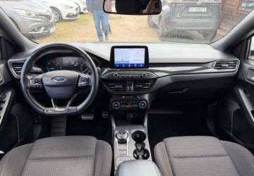 Ford Focus IV Hatchback 1.5 EcoBlue 120KM 2020 Ford Focus Ford Focus 1.5 EcoBlue ST-Line 1.5 Diesel 120KM, zdjęcie 20