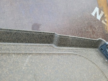 POLIČKA KUFRU TOYOTA AURIS I 64330-02440