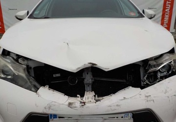 Toyota Auris II 2014 Toyota Auris Okazja 1.8 Hybryda 99KM, zdjęcie 2