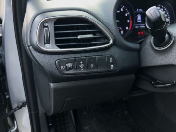 Hyundai i30 III Wagon Facelifting 1.0 T-GDI 120KM 2022 Hyundai i30 I30 1.0T-Gdi 120KM Modern SalonPL Asystenci Bluetooth Tempomat, zdjęcie 17