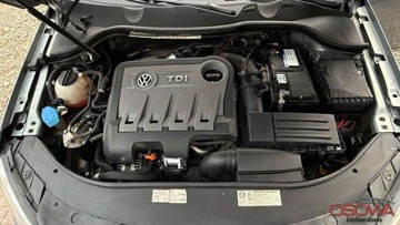 Volkswagen Passat B7 Variant 2.0 TDI CR DPF BlueMotion 170KM 2011 Volkswagen Passat 2.0tdi 170KM dsg skory Navi acc blis el.klapa max wersja, zdjęcie 39