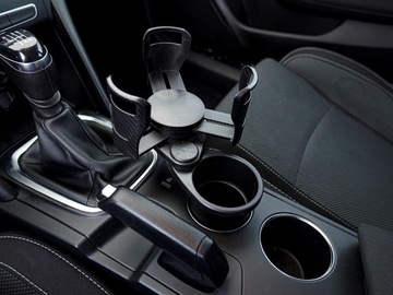 РАСШИРЯЕМЫЙ ДЕРЖАТЕЛЬ НАПИТКОВ ДЛЯ КОНСОЛИ С ДВУМЯ ЧАШКАМИ