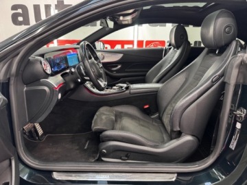 Mercedes Klasa E W213 Coupe 2.0 220d 194KM 2017 Mercedes-Benz Klasa E Mercedes E220d Coupe W213 AMG MULTIBEAM LED Burme, zdjęcie 24