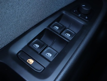 Seat Leon III ST Facelifting 1.5 EcoTSI 130KM 2019 Seat Leon 1.5 TSI, Salon Polska, Klima, Tempomat, zdjęcie 16