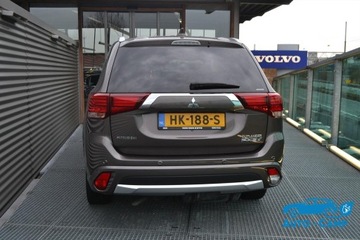 Mitsubishi Outlander III 2015 Mitsubishi Outlander PHEV*zadbany*BATERIE 100%*ASO*OKAZJA*plug-IN, zdjęcie 38