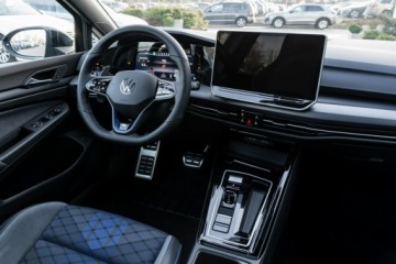 Volkswagen Golf VIII R Facelifting 2.0 TSI 333KM 2026 Volkswagen Golf Variant R 2.0 TSI 4Motion 333 KM, zdjęcie 30