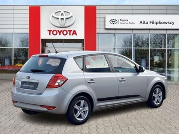 Kia Ceed I Hatchback 5d Facelifting 1.4 DOHC CVVT 90KM 2012 Kia Ceed Kia Ceed 1.4 CVVT 1.4 Benzyna 90KM, zdjęcie 3