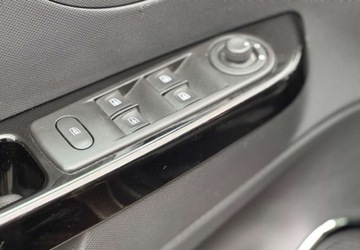 Renault Captur I Crossover 1.2 TCe EDC 120KM 2014 Renault Captur Renault Captur 1.2 TCe Intens EDC, zdjęcie 23