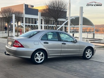 Mercedes Klasa C W203 Sedan W203 1.8 (C 180 Kompressor) 143KM 2007 Mercedes-Benz Klasa C 1.8 143 KM Kompresor Benzyna Zadbany 1.8, zdjęcie 28