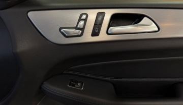 Mercedes GLE W166/C292 SUV 2.1 250d 204KM 2018 Mercedes-Benz GLE Salon Polska R Cars Warszawa 2.1 Diesel 204KM, zdjęcie 21