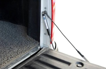 Siłowniki x2 klapy tylnej Toyota Hilux 2015-