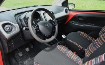 Citroen C1 II Hatchback 5d 1.0 VTi 68KM 2015 Citroen C1 GWARANCJA, 1.0 Benzyna, ISOFIX, Niski przebieg, Ladnie utrzyman, zdjęcie 4