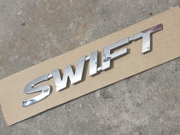 SUZUKI SWIFT MK7 10-16 ZNAK ZADNÍ NÁPIS