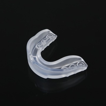Silikonowy Ochraniacz Na Zęby Szczęka Bokserska Z Pudełkiem - Bezbarwny