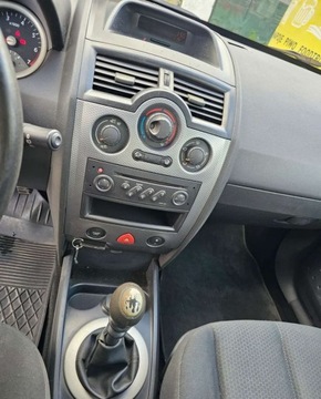 Renault Megane II Kombi 2.0 i 16V 135KM 2004 Renault Megane Renault Megane 2.0 BenzynaLPG 136KM, zdjęcie 12