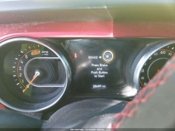 Jeep Wrangler IV 2023 Jeep Wrangler 3.6 V6 285KM 4X4 wersja RUBICON , mala szkoda od ubezpieczyc, zdjęcie 6