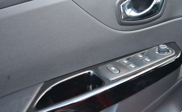 Renault Captur I Crossover 1.2 ENERGY TCe 118KM 2016 Renault Captur automat - bezwypadkowe - Bogate wyposazenie - po OPLATACH, zdjęcie 19