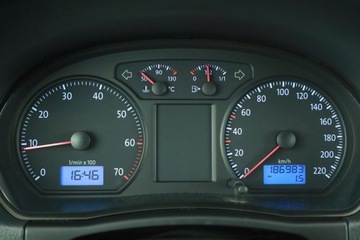 Volkswagen Polo IV Hatchback 1.2 i 54KM 2005 VW Polo 1.2, Klima, zdjęcie 7