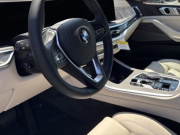 BMW X5 G05 SUV Facelifting 3.0 30d 298KM 2025 BMW X5 xDrive30d Suv 3.0 (298KM) 2025, zdjęcie 10