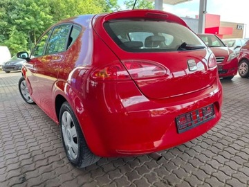 Seat Leon II 1.6 MPI 102KM 2007 Seat Leon Piekny klimatyzacja stary silnik 1.6 Benzyna 102KM, zdjęcie 3