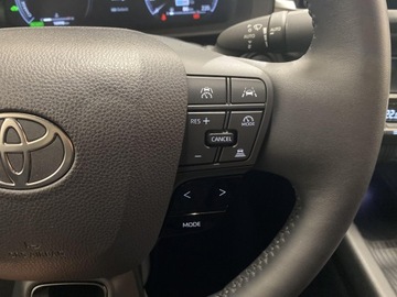 Toyota C-HR II SUV 1.8 Hybrid 140KM 2023 Toyota C-HR 1.8 Hybrid Style Toyota C-HR 1.8 Style, zdjęcie 13