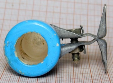 Конденсатор керамический 47пФ 5кВ 15кВар [054]1