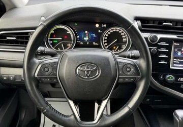 Toyota Camry IX Sedan 2.5 Hybrid Dynamic Force 218KM 2020 Toyota Camry Salon Polska, Serwis ASO, Gwarancja 2.5 Hybryda 218KM, zdjęcie 6