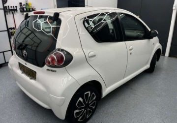 Toyota Aygo I 2013 Toyota Aygo 1.0 benzyna 1 wlasciciel 100 bezwypadkowy Benzyna 70KM, zdjęcie 15