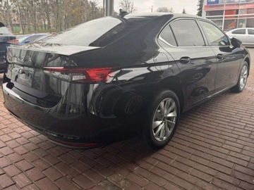 Skoda Superb III Liftback Facelifting 1.5 TSI 150KM 2025 SKODA Superb Selection 1.5 TSI mHEV DSG Sedan 150KM 2025, zdjęcie 5