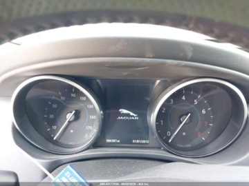 Jaguar XE 2017 Jaguar XE Xe 35t Premium 3.0 Benzyna 340KM, zdjęcie 7