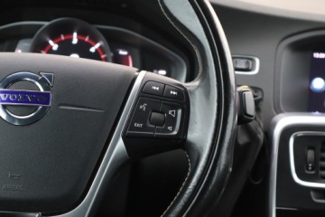 Volvo S60 II Sedan Facelifting 2.0 D3 DRIVE-E 150KM 2017 Volvo S60 D3, Salon Polska, Automat, VAT 23%, zdjęcie 17