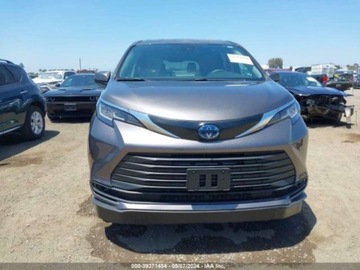 Toyota Sienna III 2022 Toyota Sienna 2022r., 4x4, 2.5L 2.5 Hybryda 245KM, zdjęcie 6