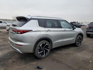 Mitsubishi Outlander III 2022 Mitsubishi Outlander Mitsubishi Outlander SEL S-AWC, od ubezpieczalni po g, zdjęcie 3