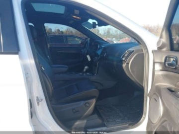 Jeep Grand Cherokee IV 2020 Jeep Grand Cherokee High Altitude 2020 5.7 Benzyna 360KM, zdjęcie 9