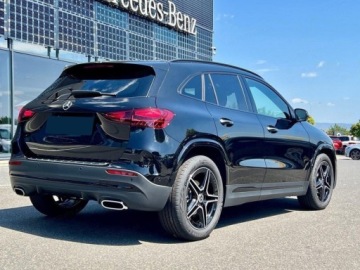 Mercedes GLA II Off-roader Facelifting 1.3 200 163KM 2026 200 AMG Line 1.3 (163 KM)| Dach panoramiczny, zdjęcie 2