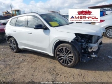 BMW X1 U11 2023 BMW X1 xdrive28i, 2023r., 4x4, 2.0 Benzyna 241KM