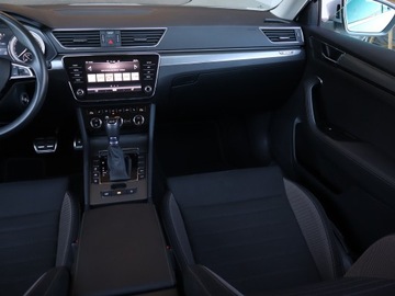 Skoda Superb III Scout 2.0 TDI 190KM 2019 Skoda Superb 2.0 TDI, Salon Polska, Serwis ASO, zdjęcie 7