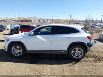 Mercedes GLA II 2021 Mercedes-Benz GLA 250 2021 2.0 Benzyna 221KM, zdjęcie 2