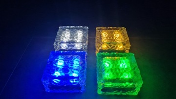 Lampa SOLARNA LED kolory 4 SZTUKI KOSTKA
