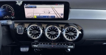 Mercedes Klasa A W177/V177 Hatchback Plug-In Facelifting 1.3 250e 218KM 2023 Mercedes-Benz Klasa A SalonPL A250e AMG LINE LED Hybryda Plug-In FV VAT23, zdjęcie 13